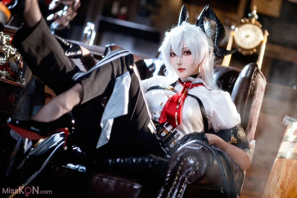 Coser@瓜希酱_ 鸣潮 赞妮