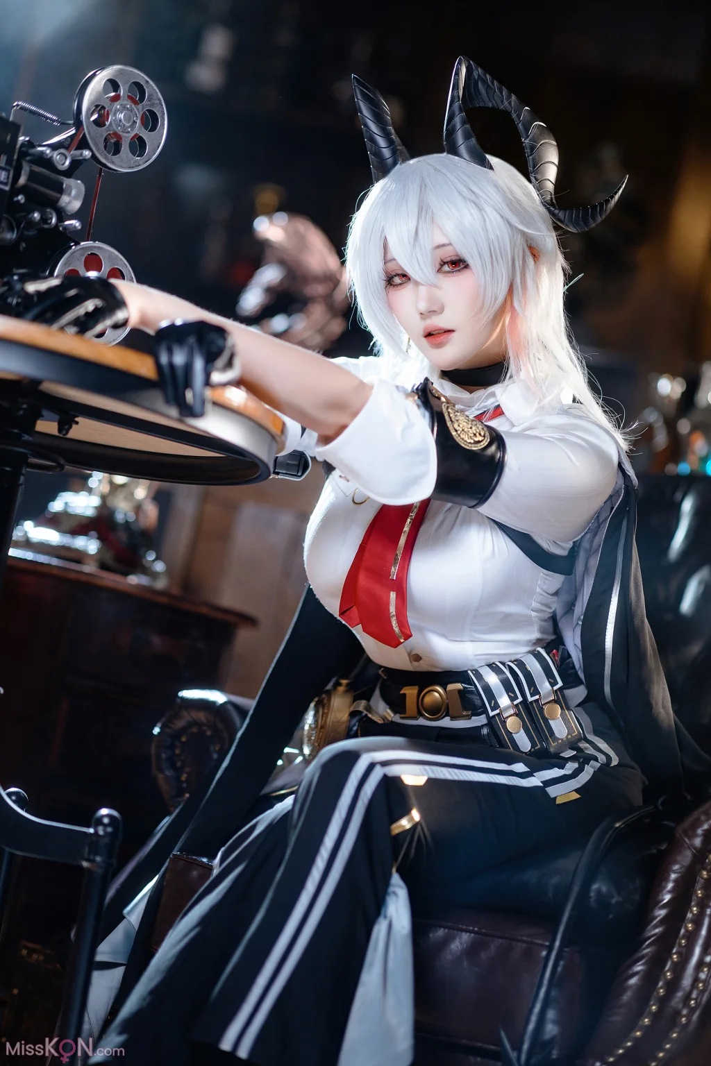 Coser@瓜希酱_ 鸣潮 赞妮