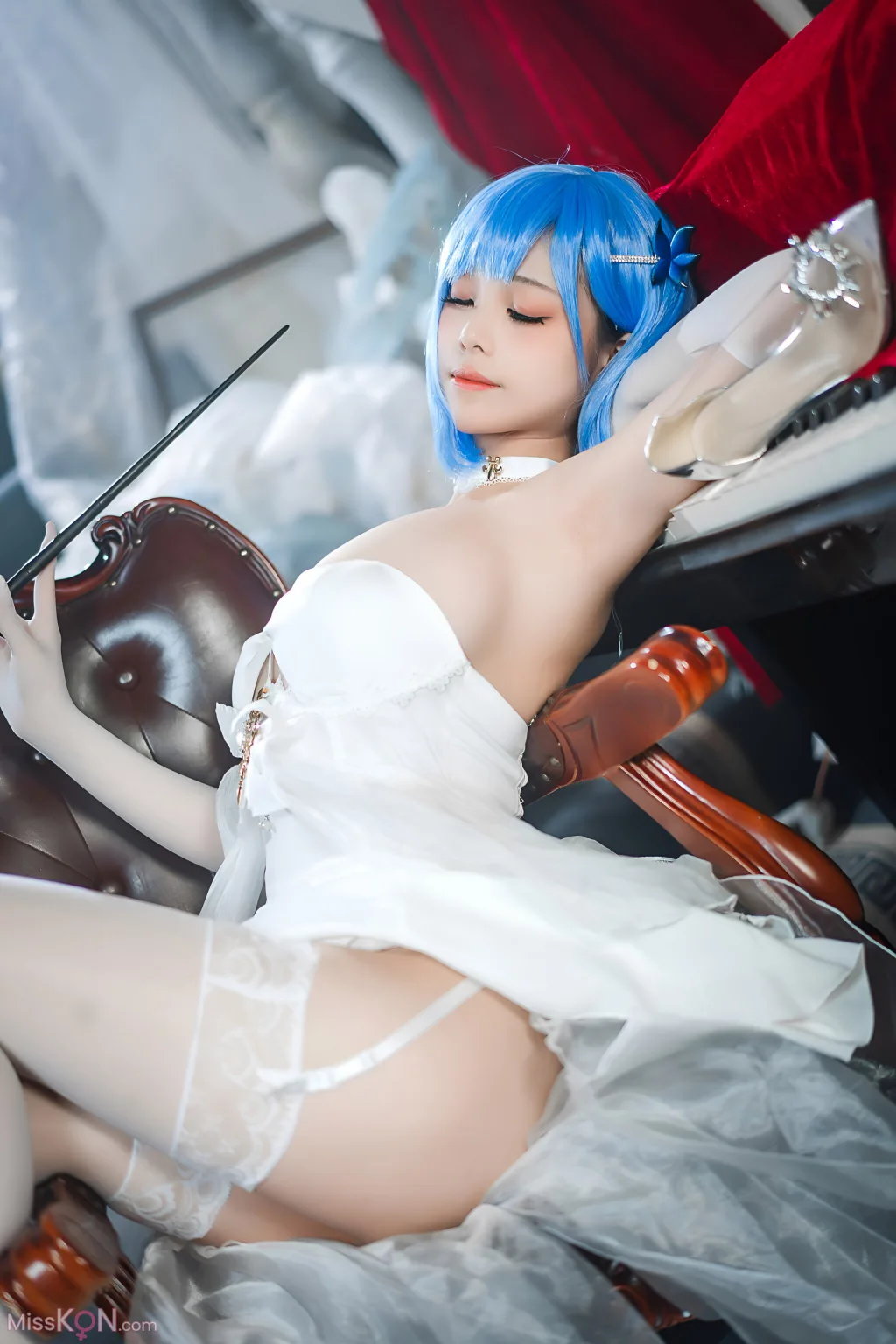 Coser@蜜汁猫裘_ 碧蓝航线 恰巴耶夫白骑兵