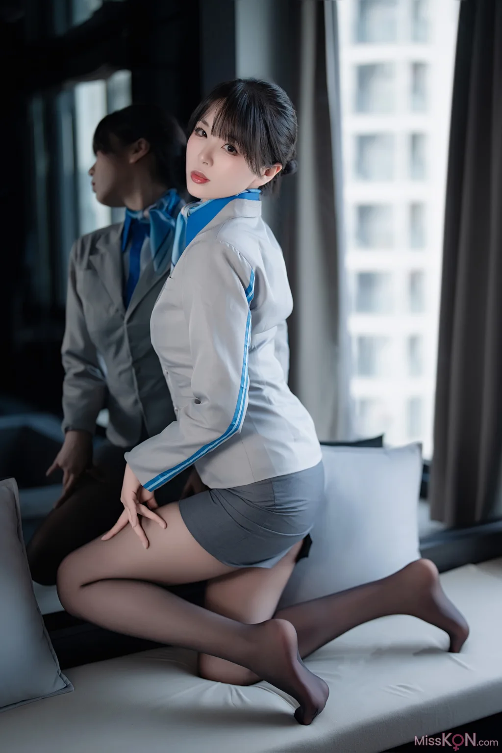 Coser@轩萧学姐_ 空姐室内黑丝