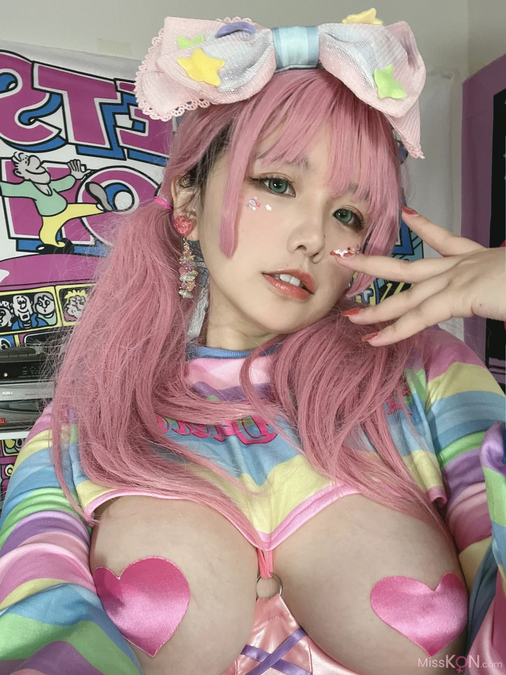 Coser@阿半今天很开心_ 粉色双马尾