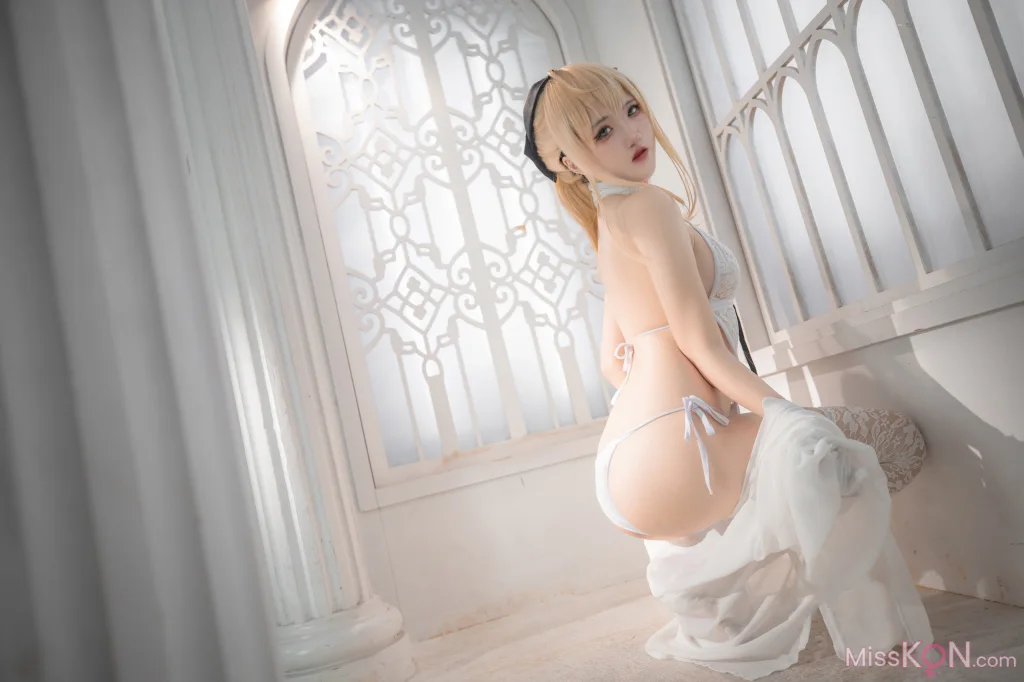 Coser@阿薰kaOri_ FGO 白Saber