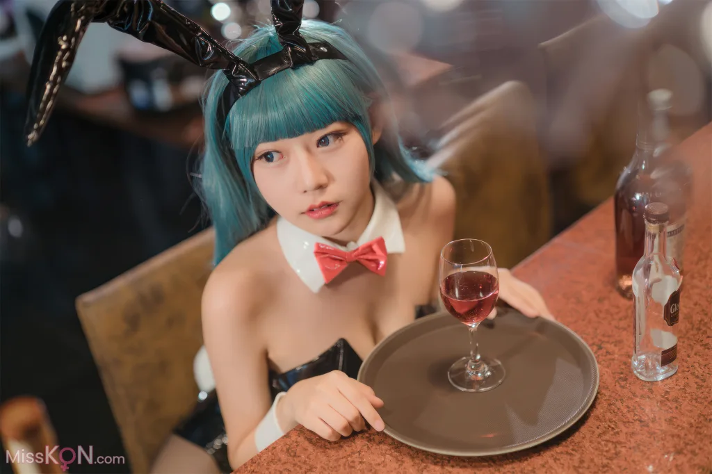 Coser@香草喵露露_ 七龙珠 布玛 兔女郎