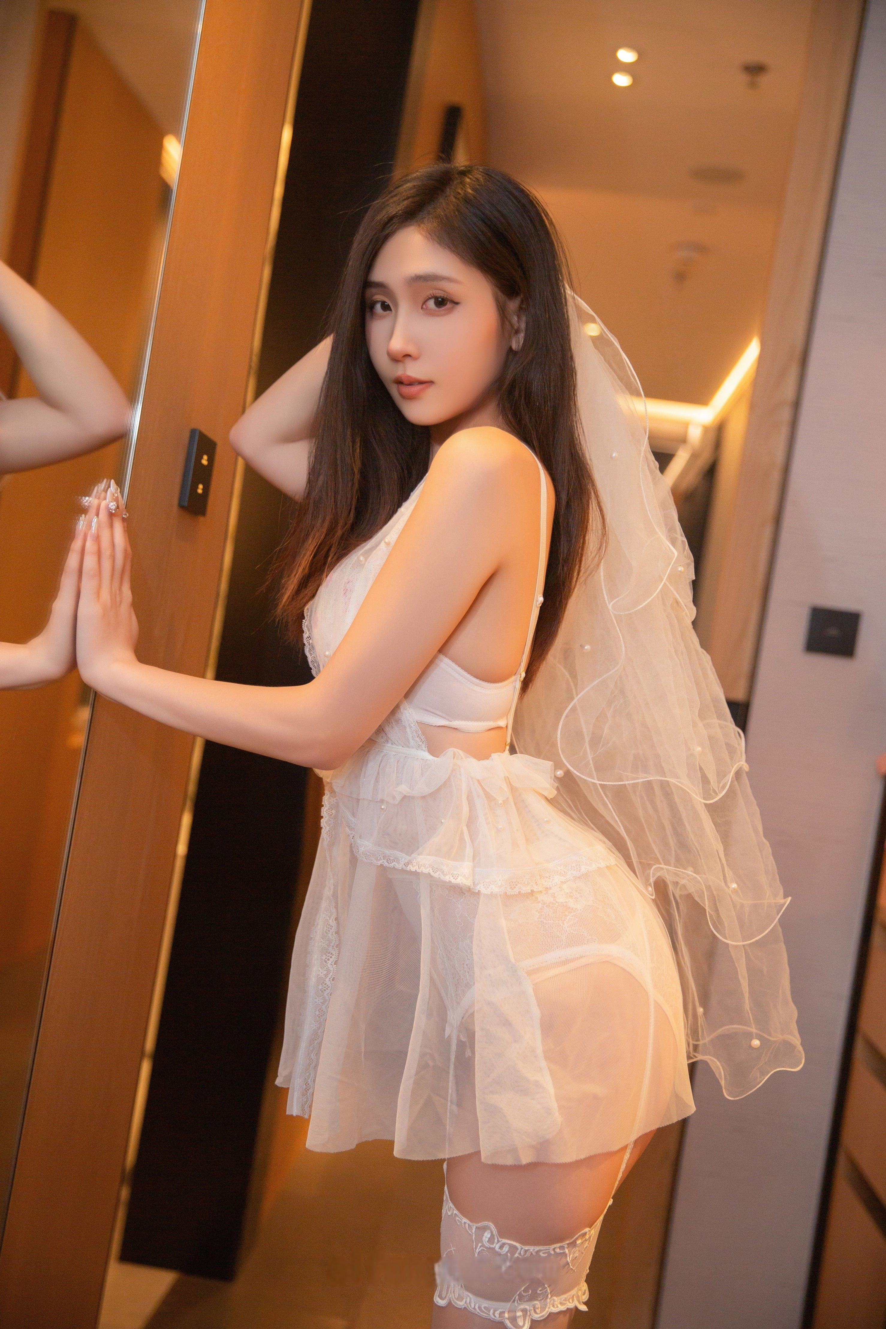 [Cosplay] 刘婷婷 婚纱