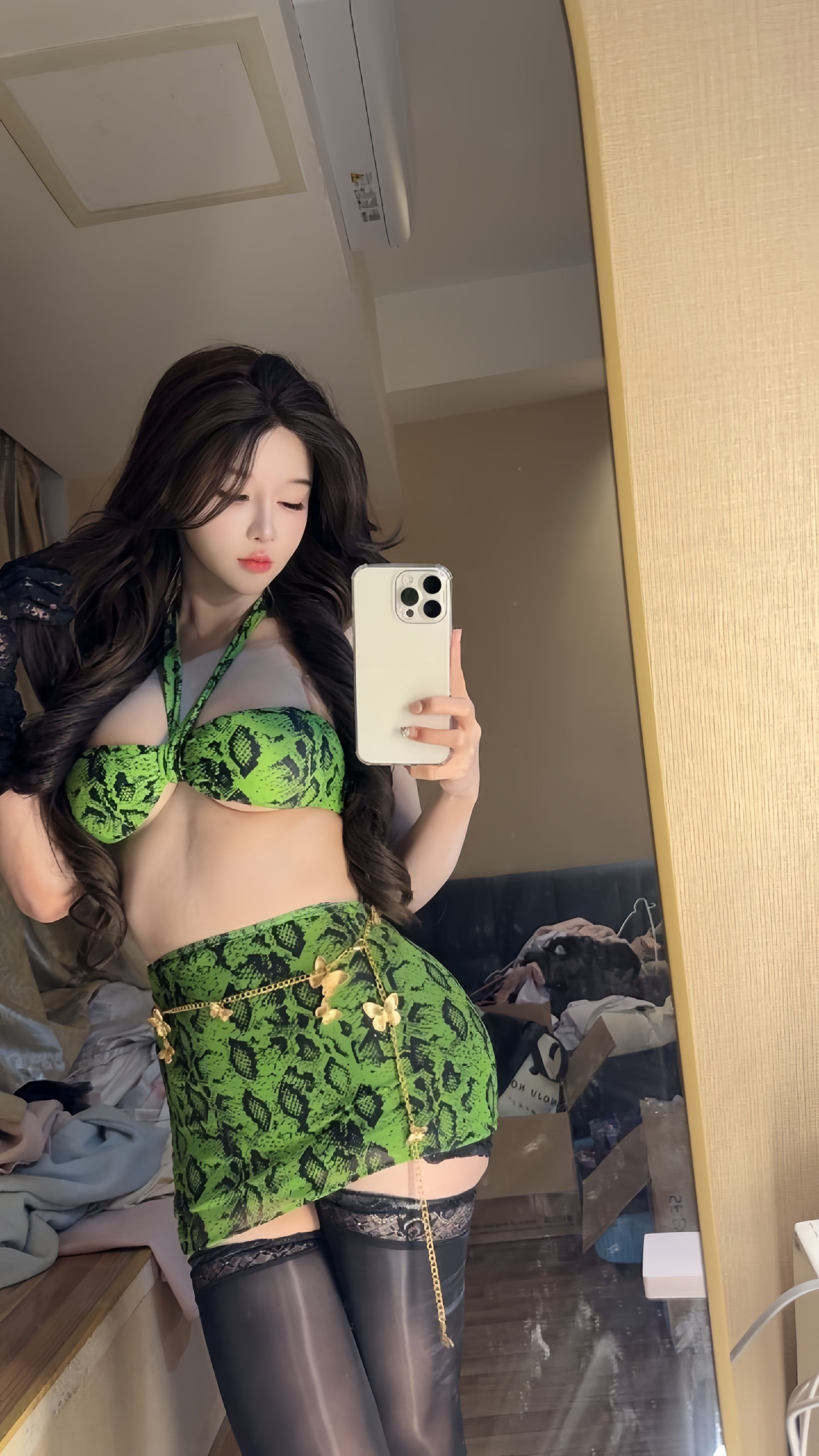 [Cosplay] 无欲无求的推土君 - 青色蛇纹