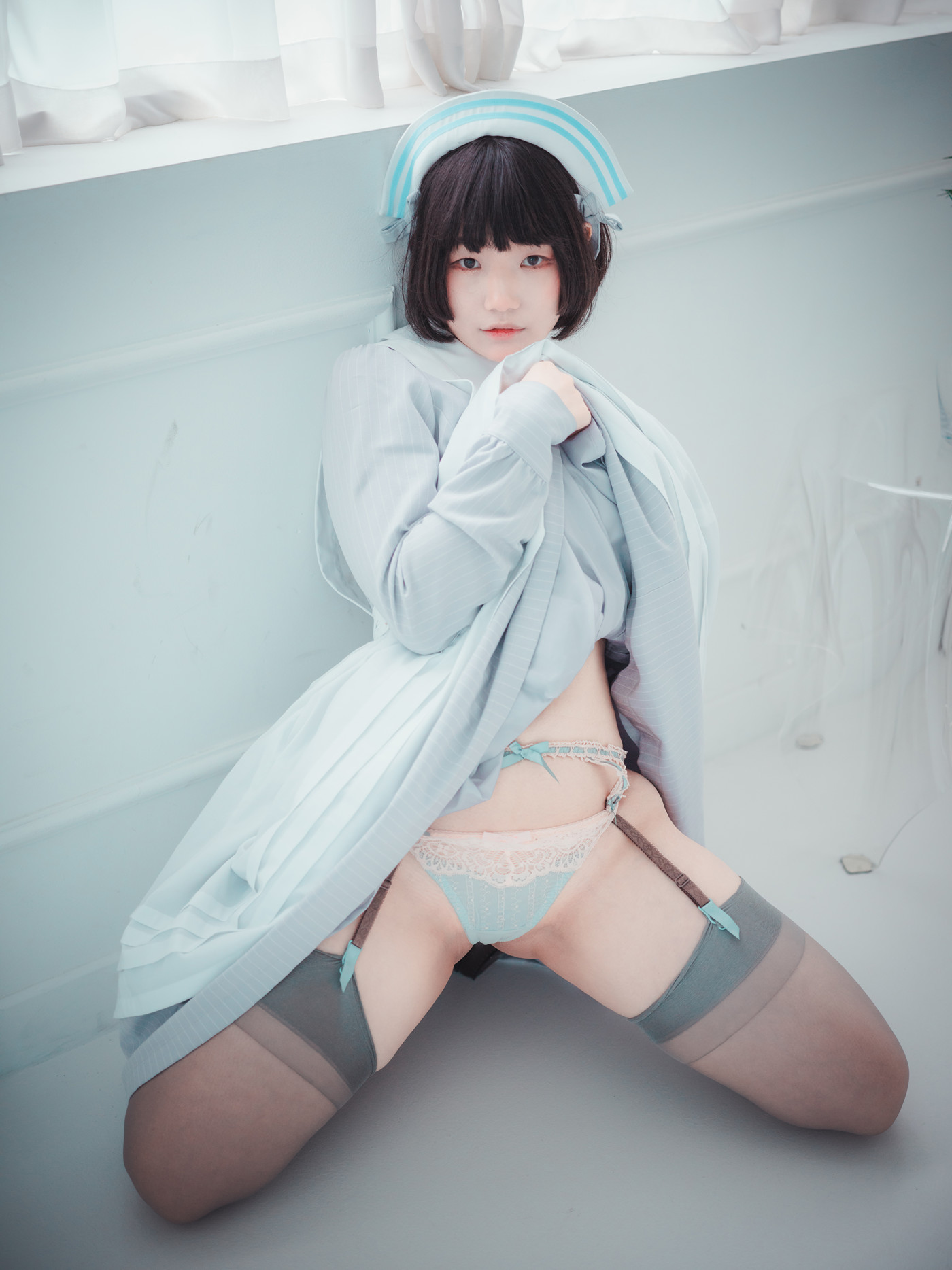 Mimmi 밈미, DJAWA ‘St. Esther’ Set.01