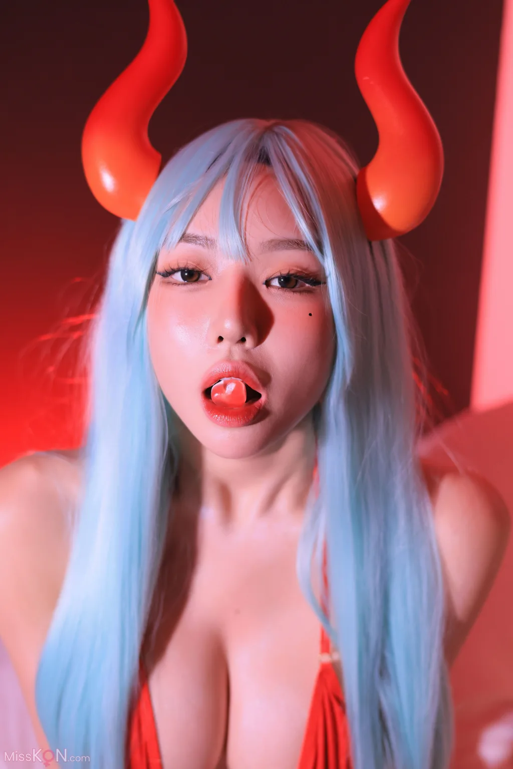 Dongeuran (동그란)_ Red Succubus