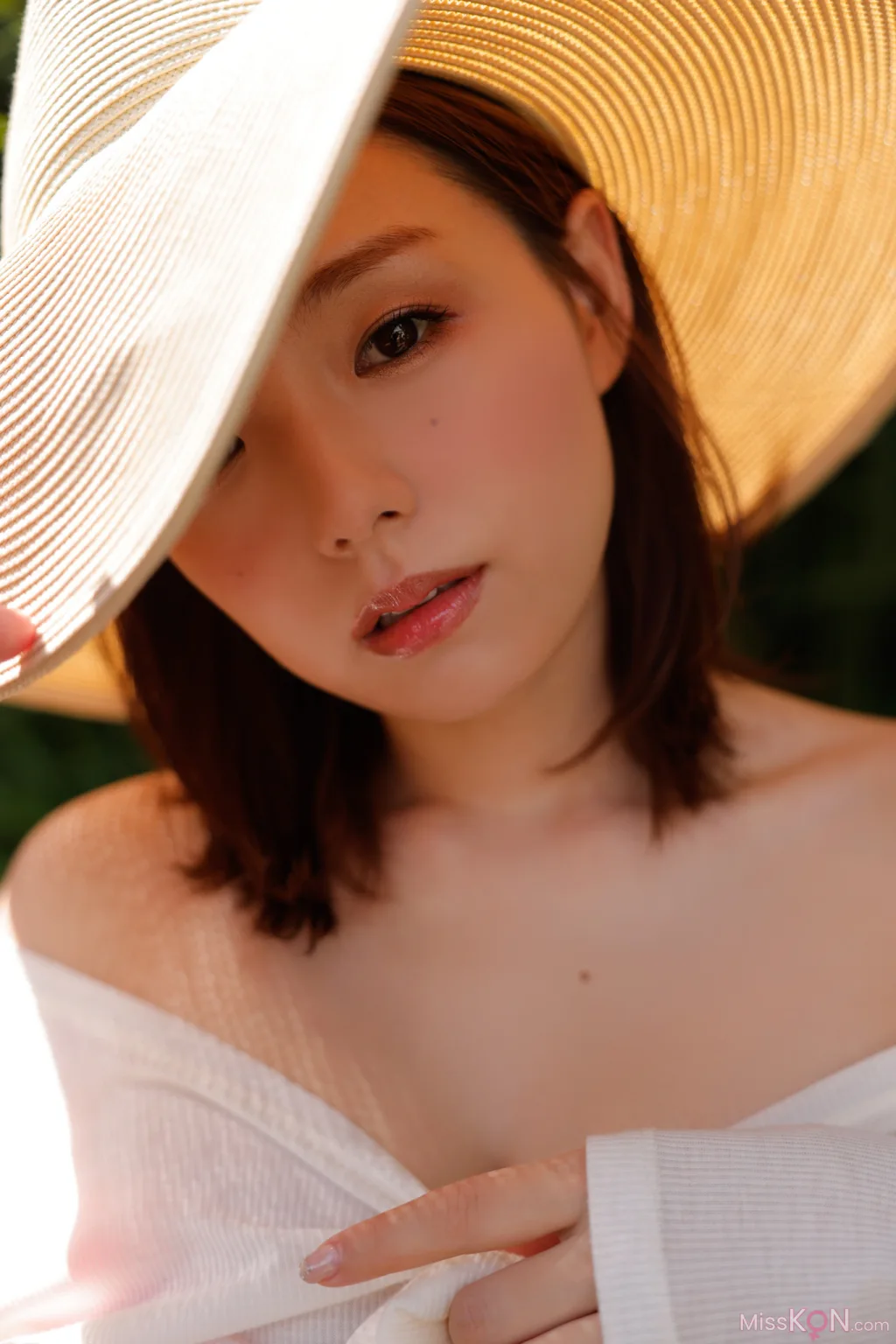Ai Shinozaki (篠崎愛)_ Nocturne