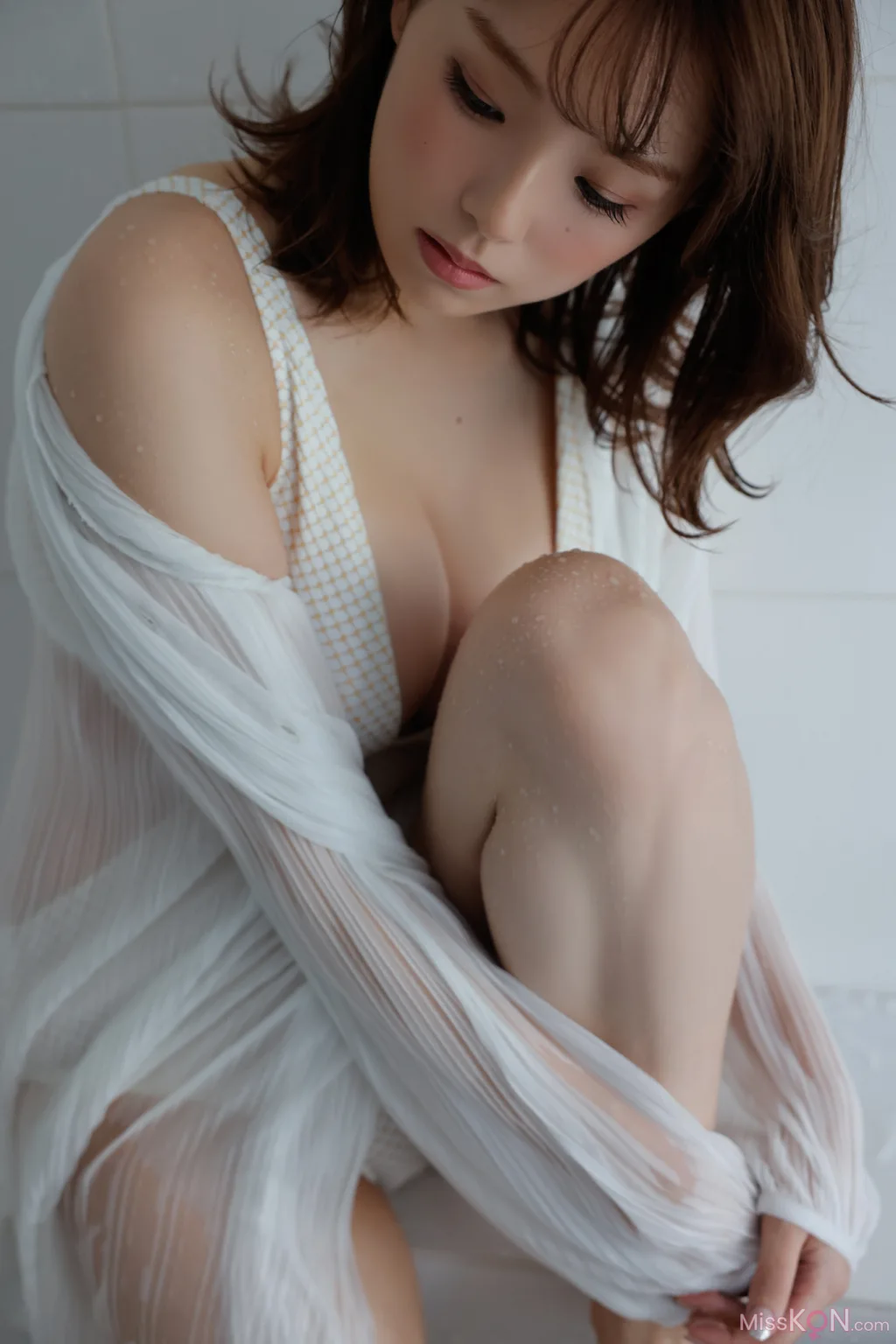 Ai Shinozaki (篠崎愛)_ Nocturne