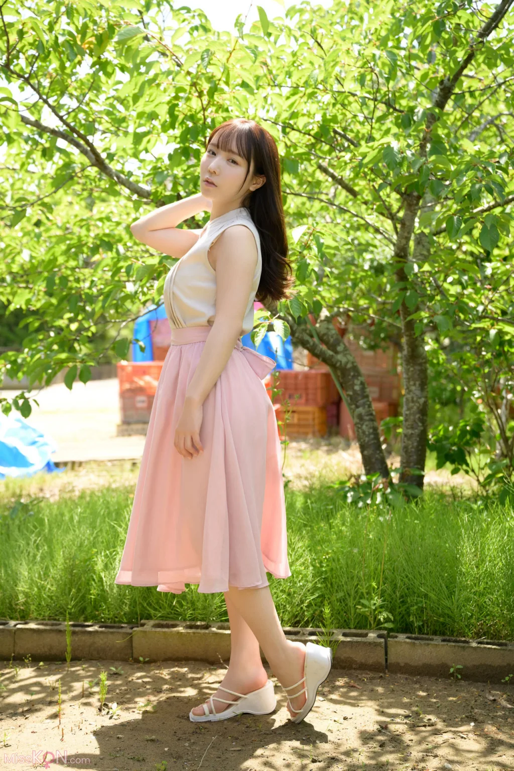 Ao Ebisaki (海老咲あお)_ FRIDAYデジタル写真集 もぎたてＧカップ Vol.1