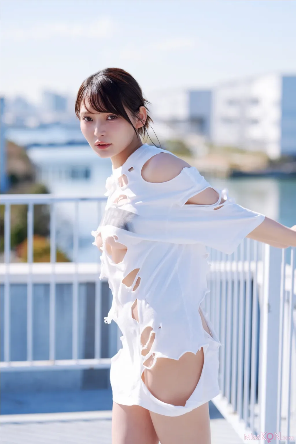 Nitori Sayaka (似鳥沙也加)_ FRIDAY GOLD A to Z Vol.4