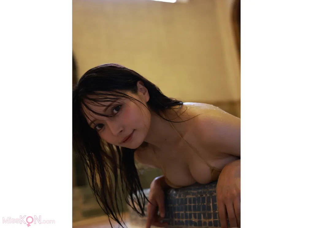 Nitori Sayaka (似鳥沙也加)_ 旬撮ガール Vol.2 早くも限界突破な美バスト
