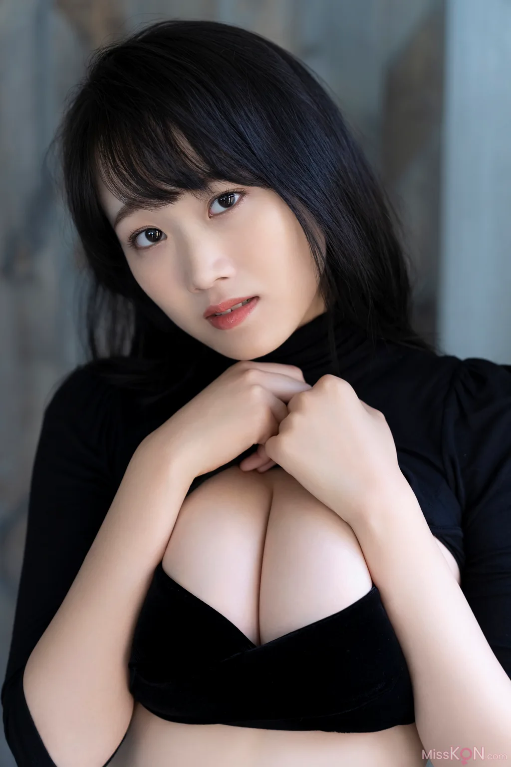 Riho Okumura (奥村梨穂)_ FRIDAY デジタル写真集 奇迹の神乳 Vol.2