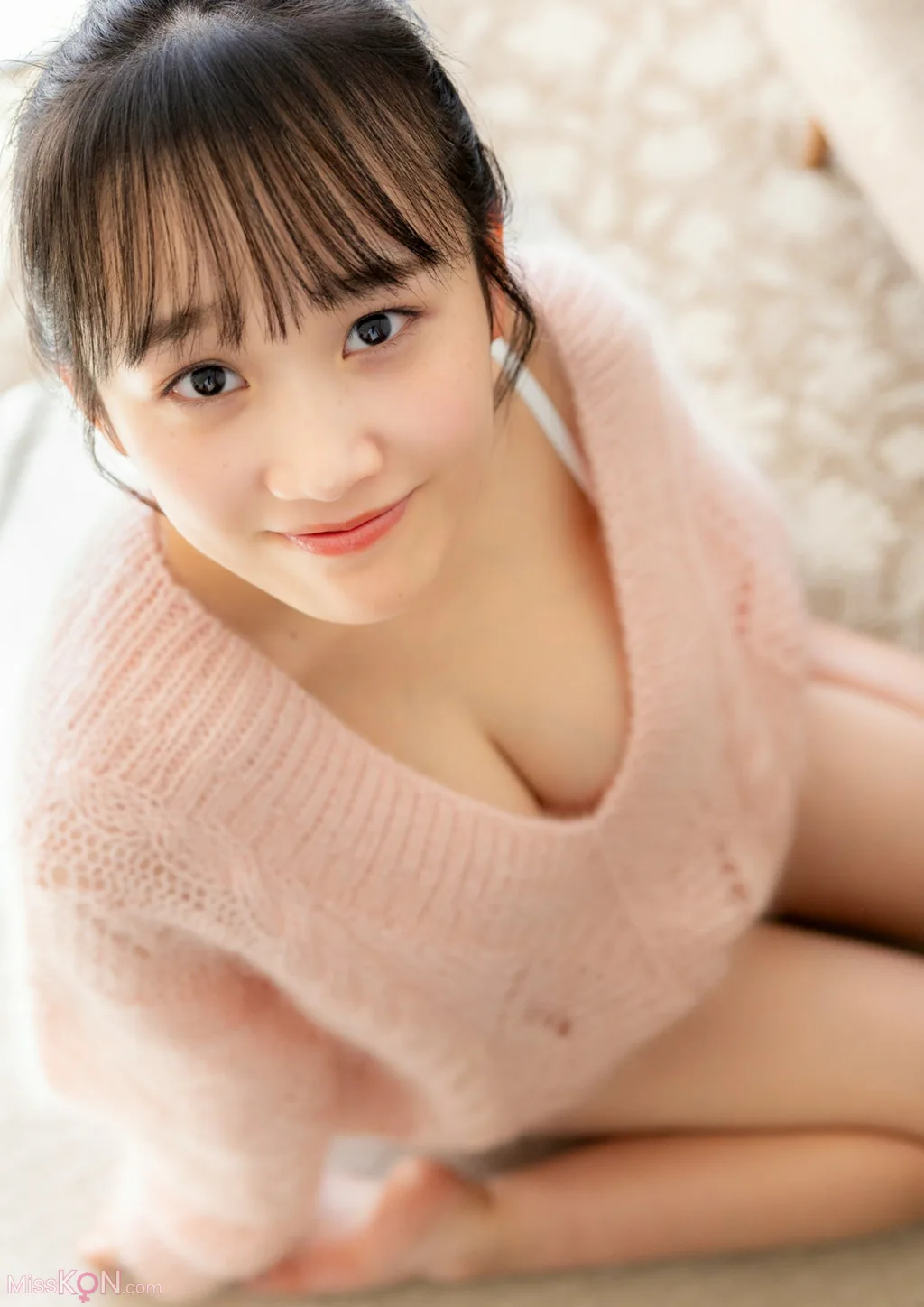 Riho Okumura (奥村梨穂)_ BUBKAデジタル写真集「mellow」