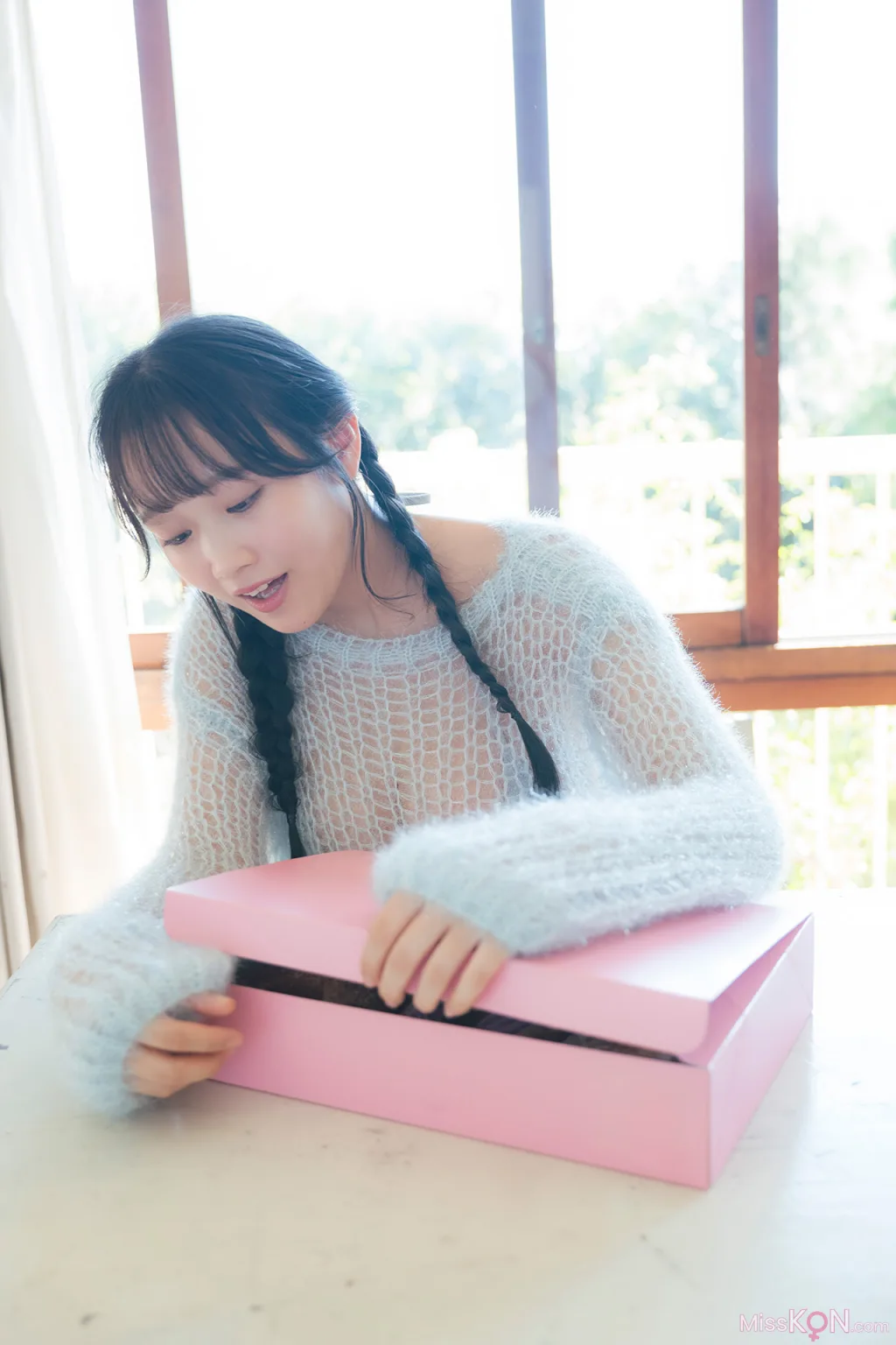 Riho Okumura (奥村梨穂)_ FLASHデジタル写真集 Iの衝撃