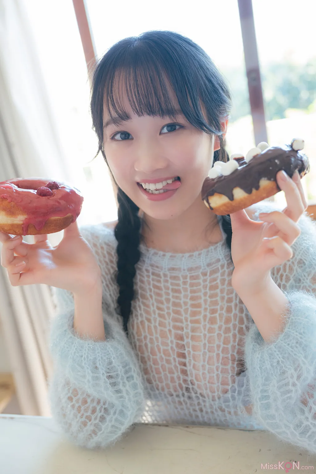 Riho Okumura (奥村梨穂)_ FLASHデジタル写真集 Iの衝撃