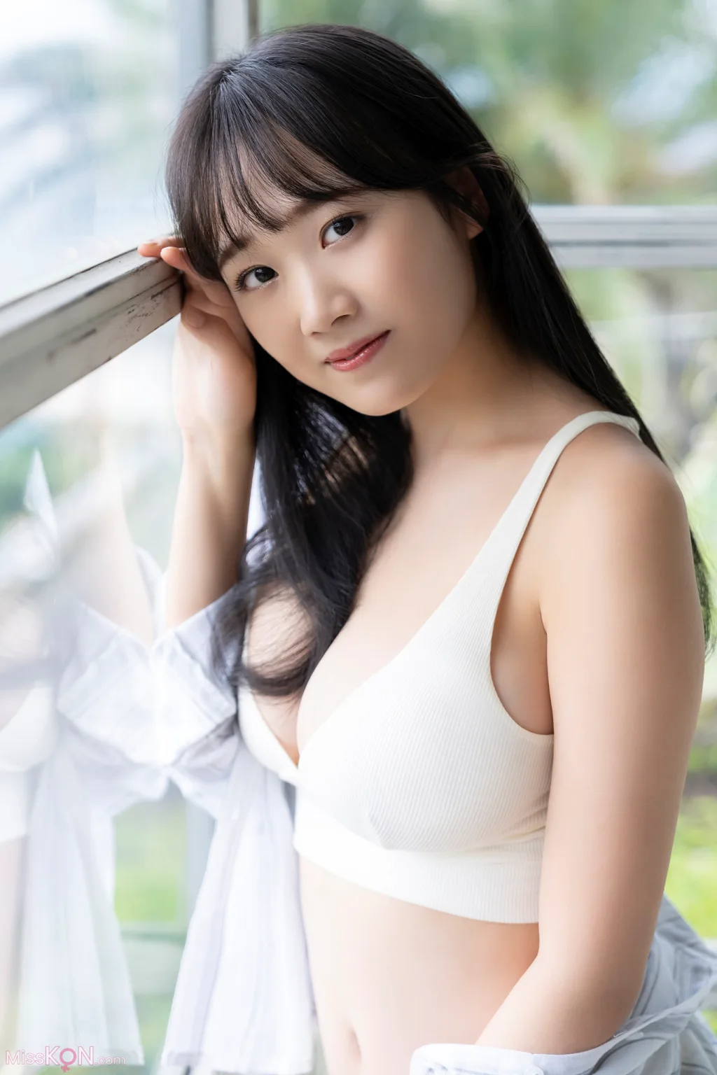 Riho Okumura (奥村梨穂)_ FRIDAY デジタル写真集 奇跡の神乳 Vol.1