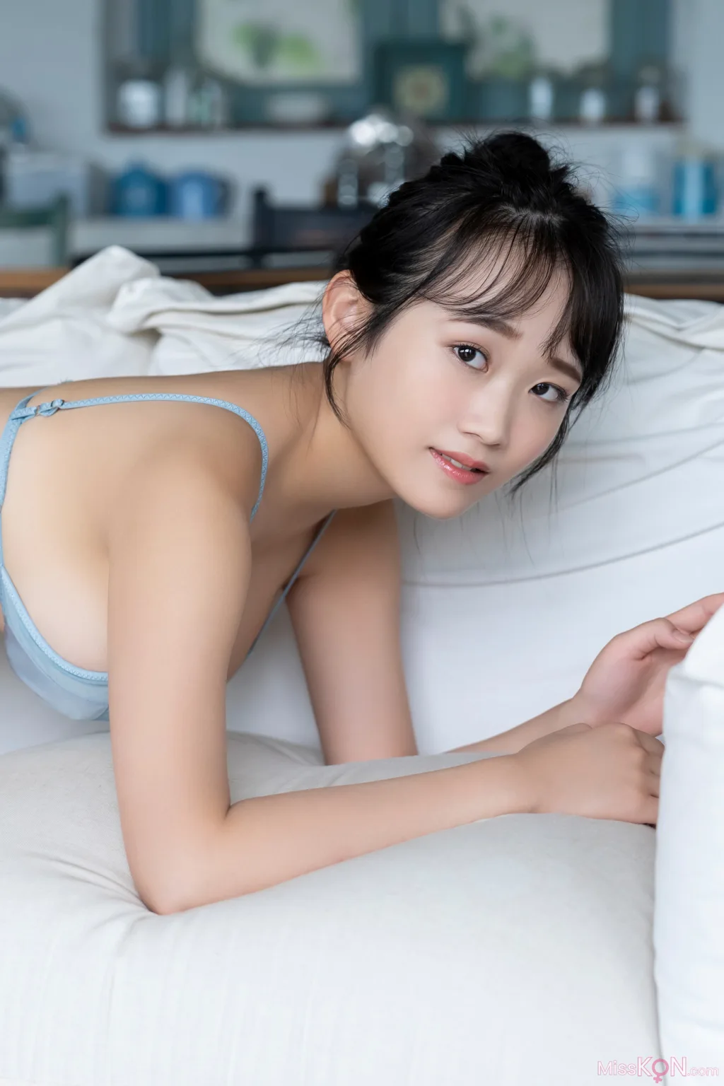 Riho Okumura (奥村梨穂)_ FRIDAY デジタル写真集 奇跡の神乳 Vol.2