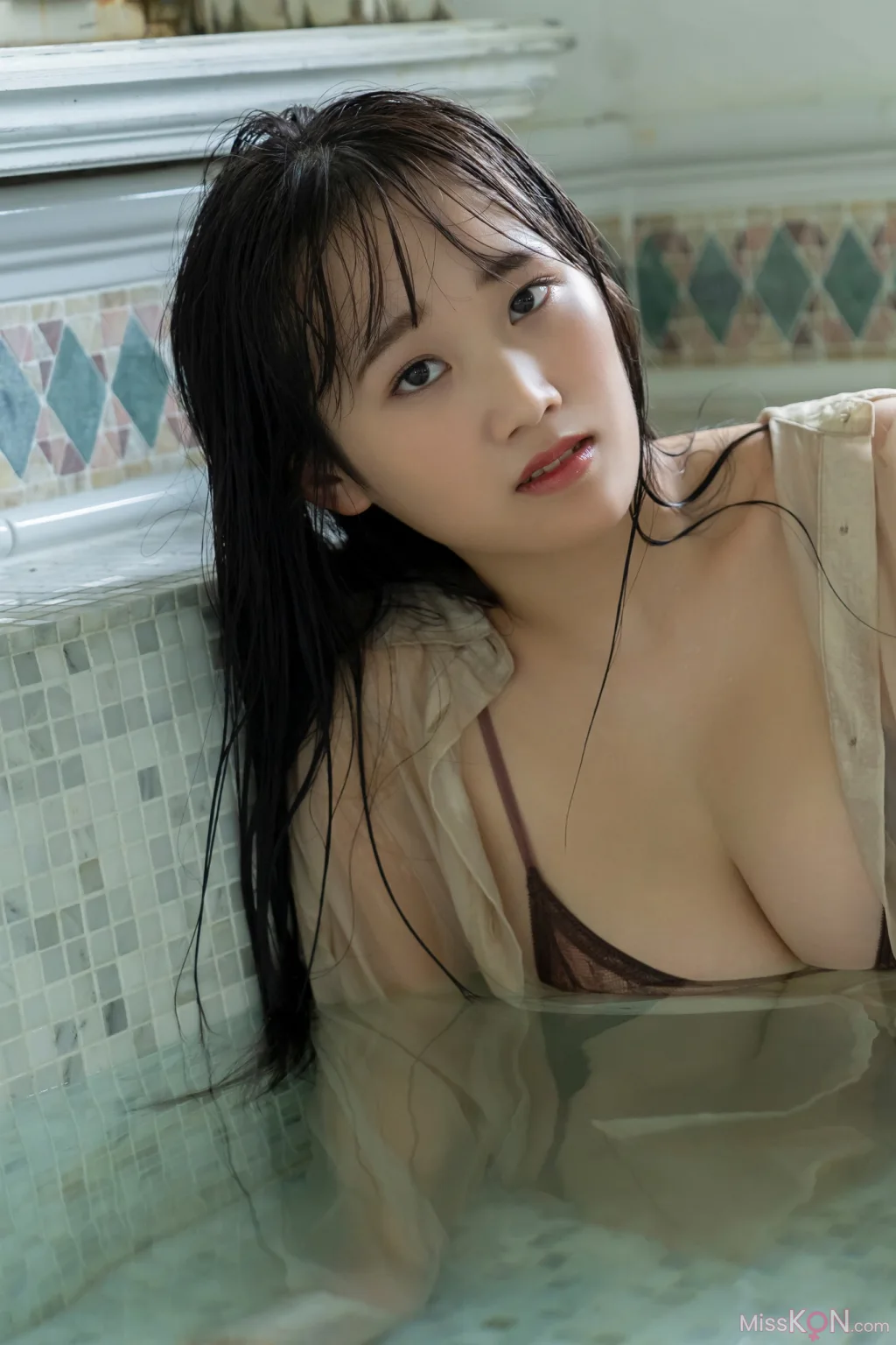 Riho Okumura (奥村梨穂)_ FRIDAY デジタル写真集 奇跡の神乳 Vol.2