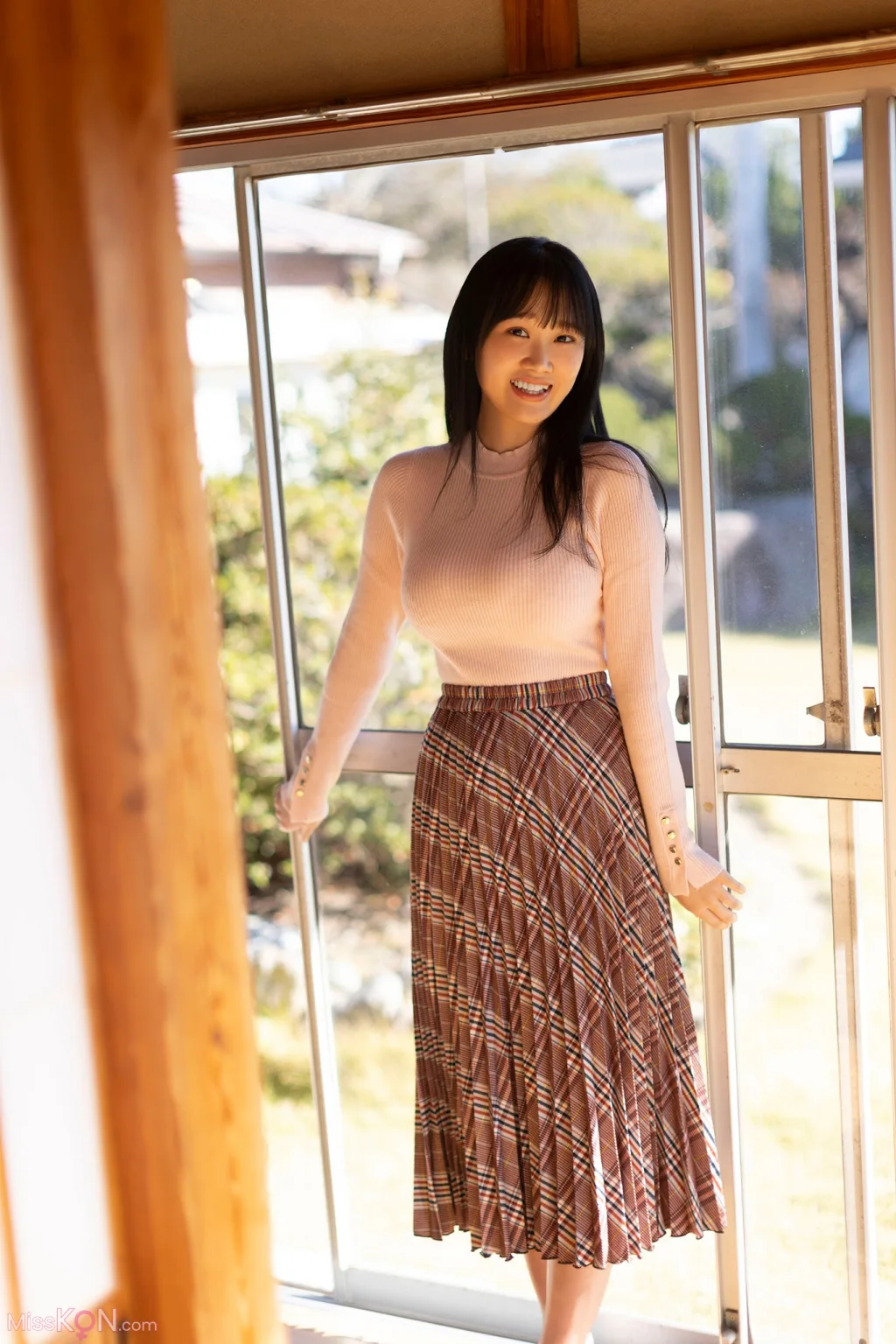 Riho Okumura (奥村梨穂)_ 週刊現代デジタル写真集 もう、どぎゃんすっと？Vol.1