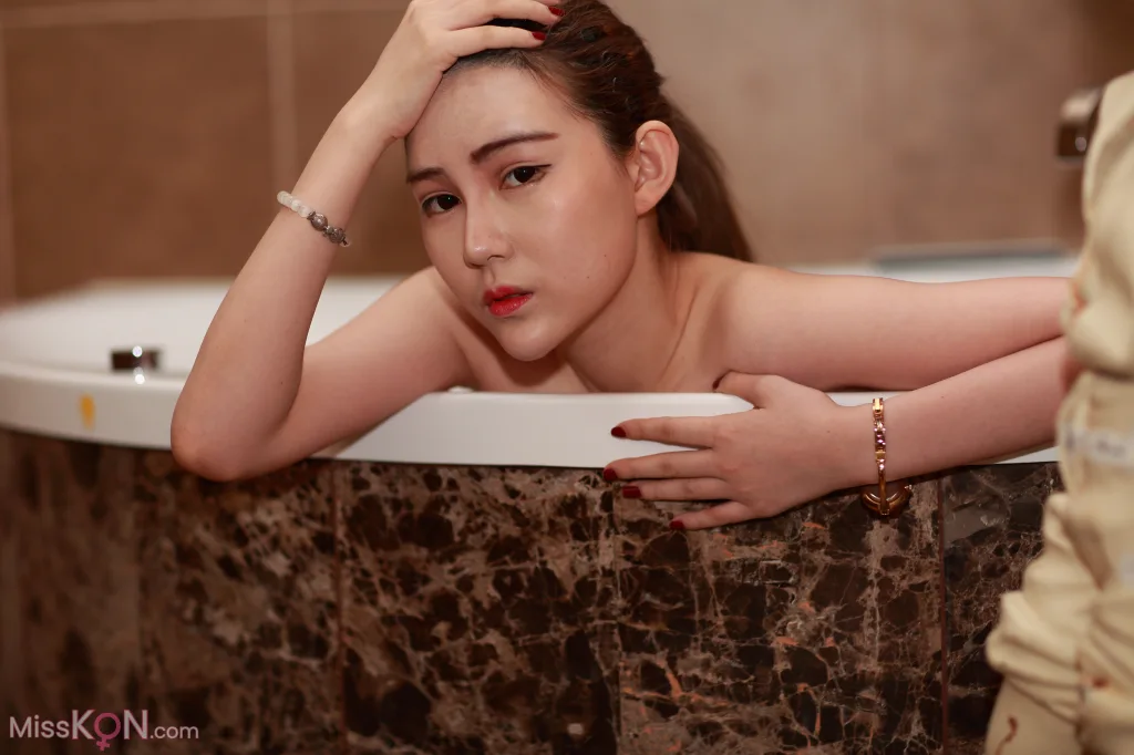 [Private Photoshoot] 赵小卓_ 常服私拍