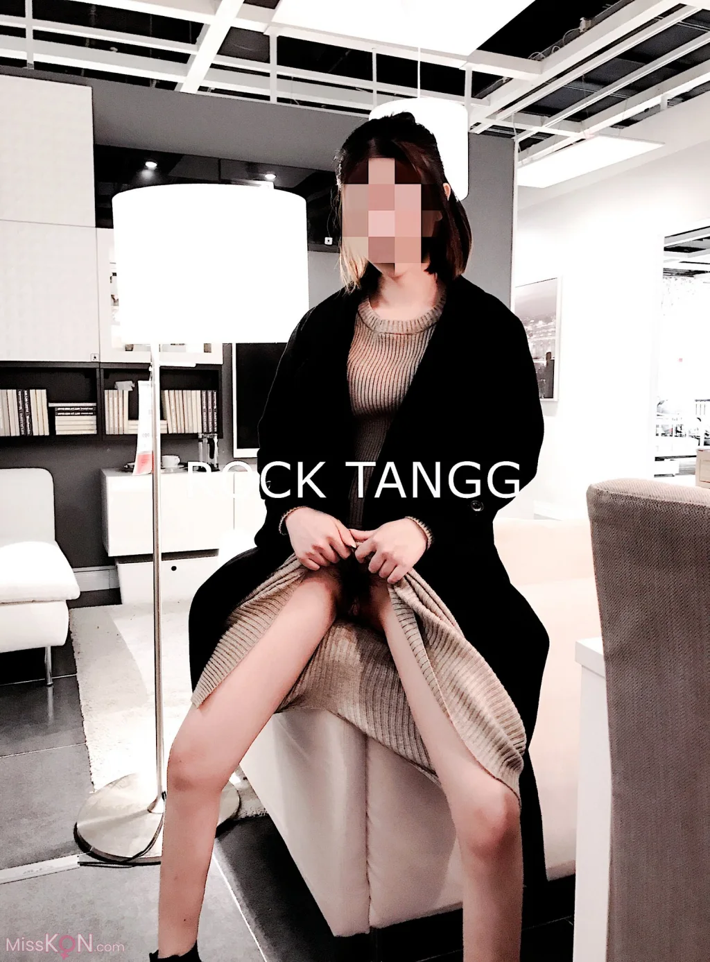 RockTangg_ X白虎福利姬 夜行露出 车厢调教