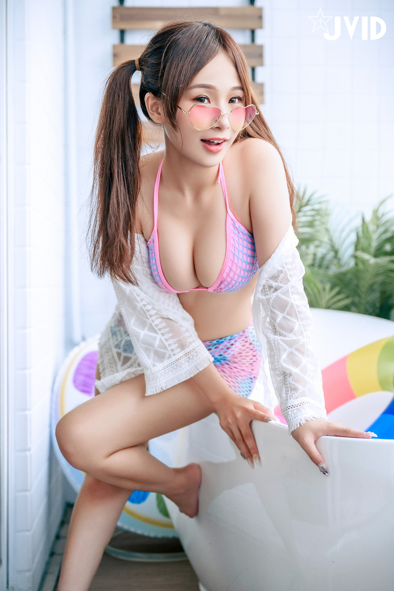 JVID 婕咪 Juice – 民宿巧遇正妹婕咪給了我夢幻又炙熱的假期 Set.01