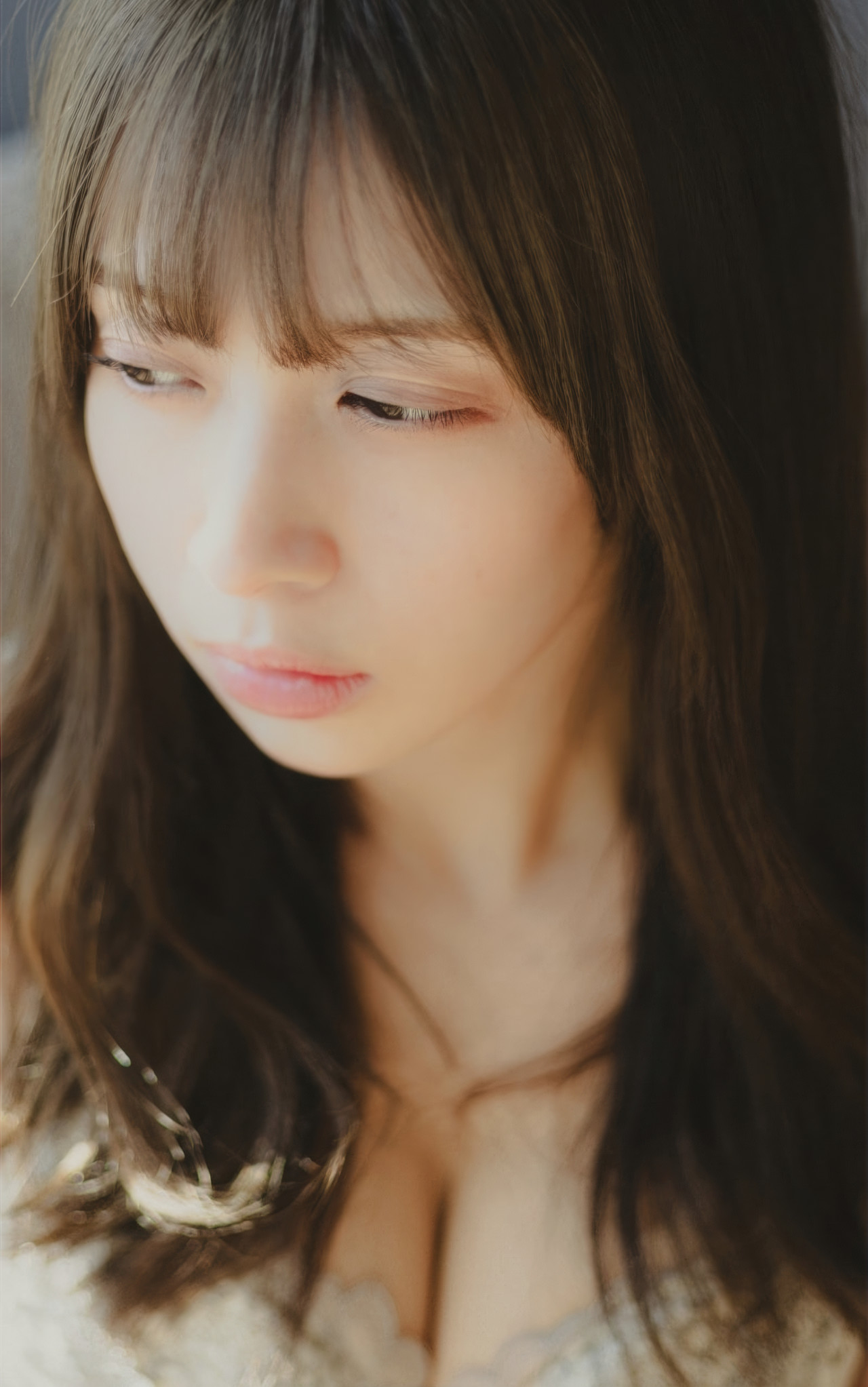 Rinne Momoshiro 百城凛音, 1st写真集 「Rinon. -Digital Edition-」 Set.02