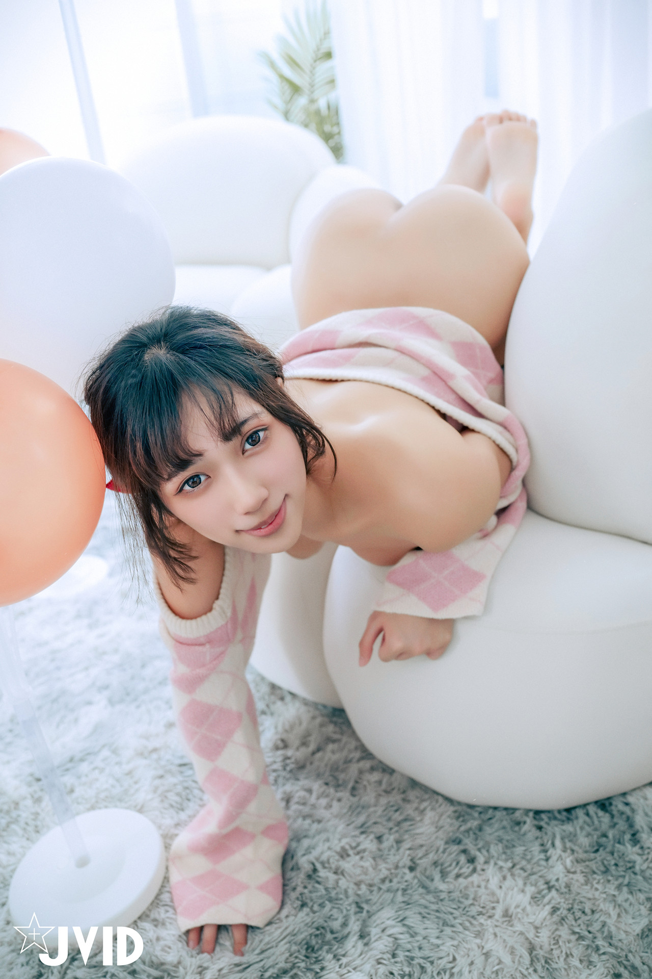 JVID 井野奈 & 肉包 – 色慾融合の閨蜜慶生派對 Set.02