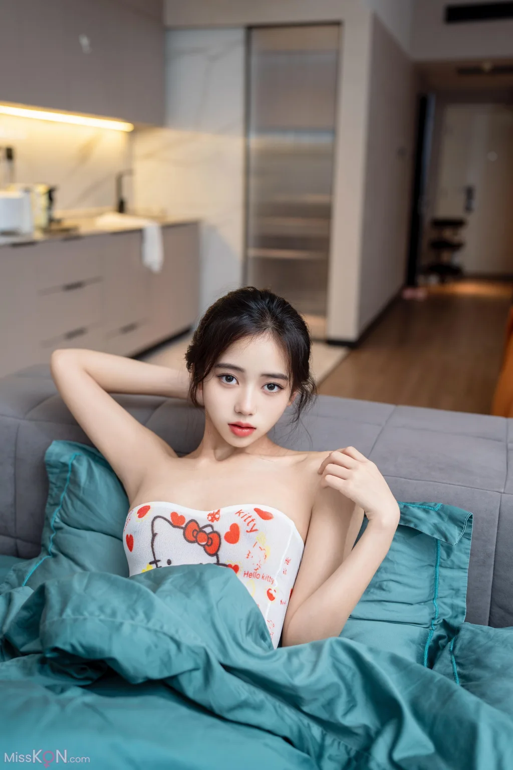 [XR Uncensored] 时安安_ R18 秀人网模特 新人首秀 白丝童真装