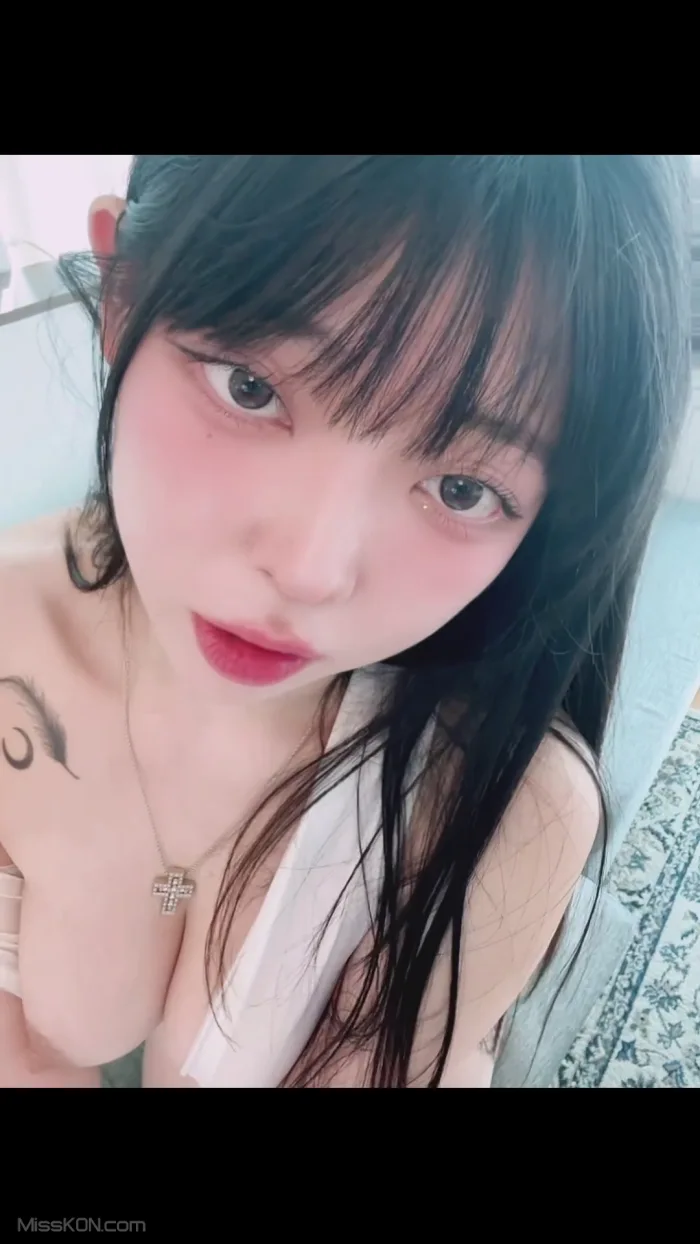 Yudi (유디)_ 흰 시스루 [꼭지노출] 사진