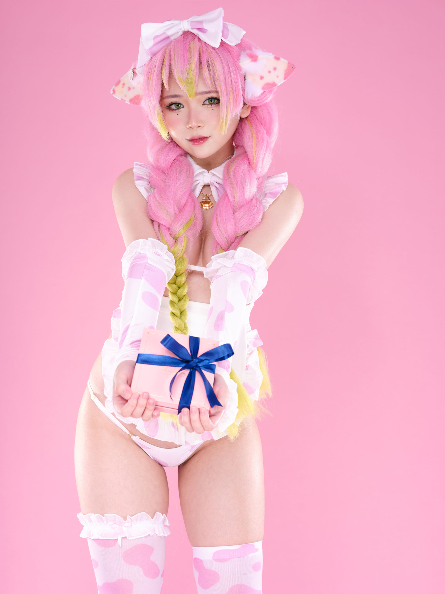 ZinieQ - Demon Slayer Mitsuri Kanroji Valentine