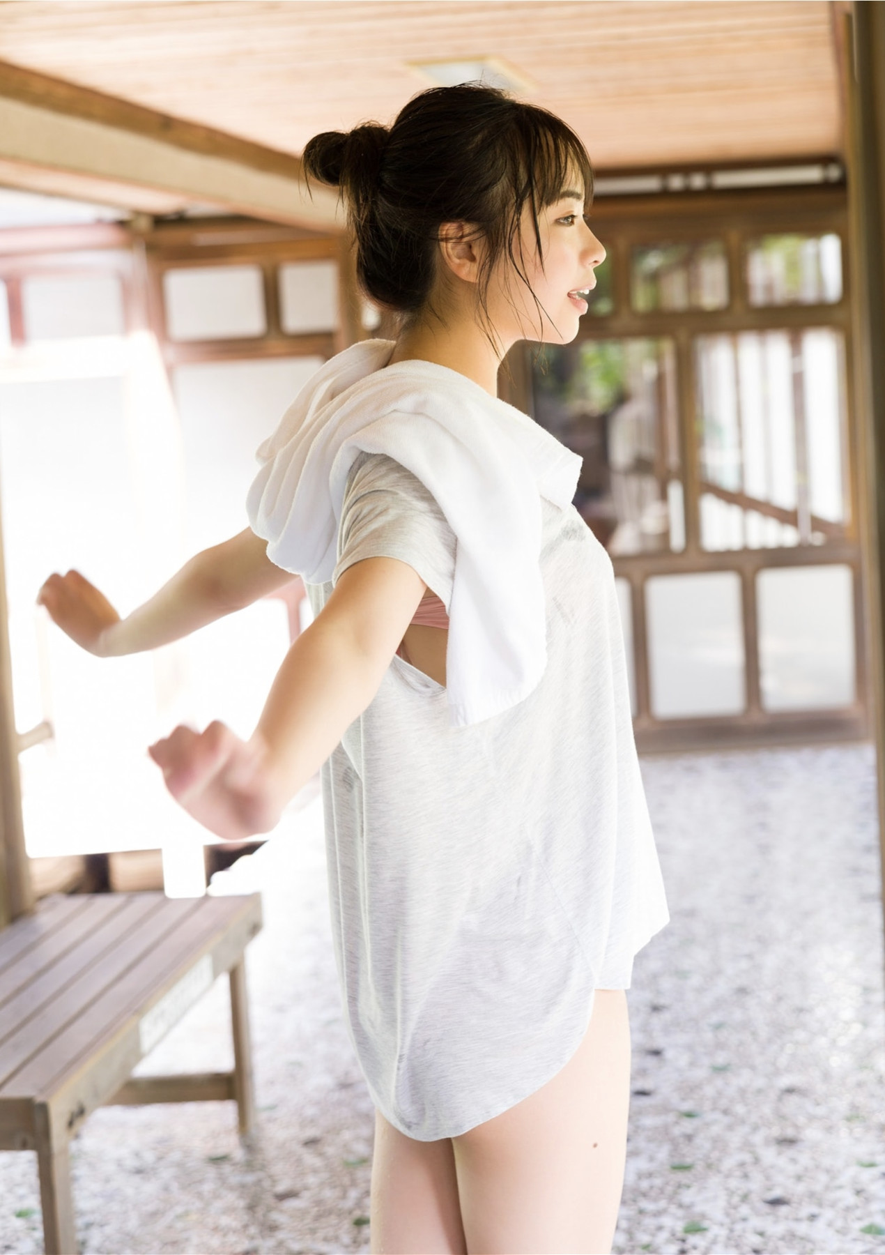 Kaon Aso 麻生果恩, 写真集 「偶然隣の席に座っていたとしても」 Set.02