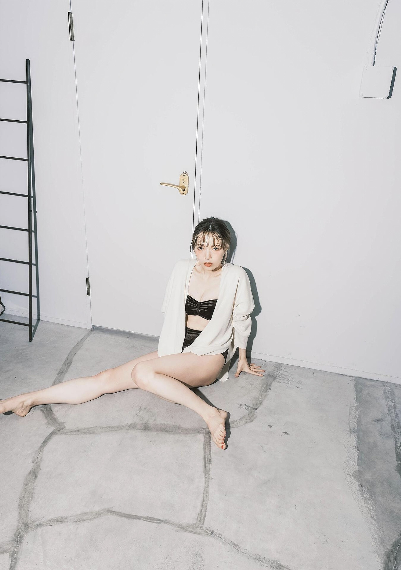 Misa Honma 本間ミサ, 写真集 「ニューヒロイン」 Set.03