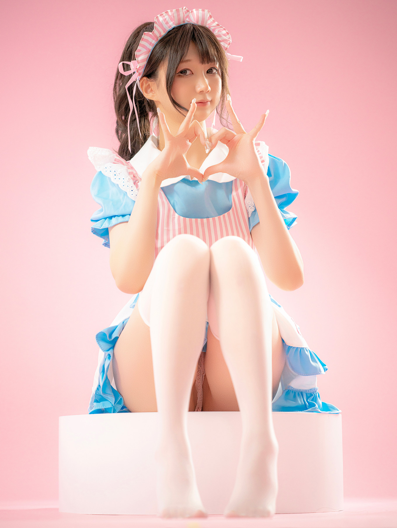Cosplay Nagisa魔物喵 – メイド喫茶 Set.02