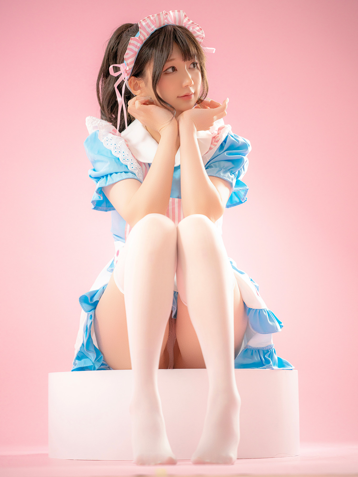 Cosplay Nagisa魔物喵 – メイド喫茶 Set.02