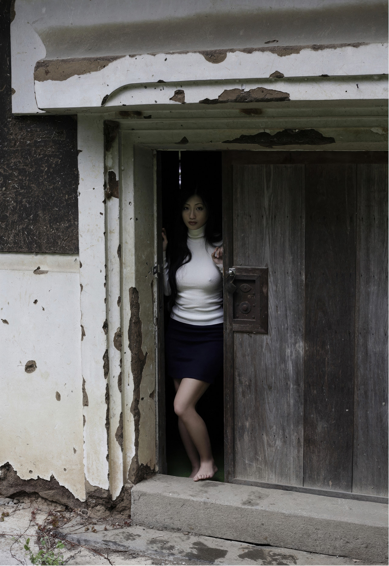 Mitsu Dan 壇蜜, デジタル写真集 蔵のなかの・・・ Premium Archive