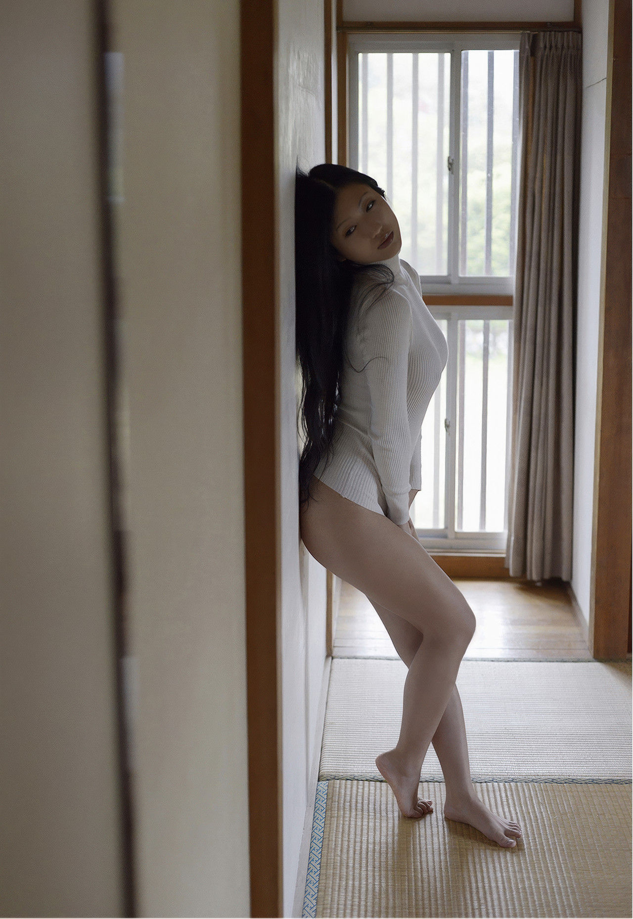 Mitsu Dan 壇蜜, デジタル写真集 蔵のなかの・・・ Premium Archive