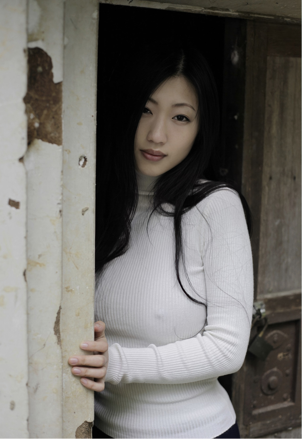 Mitsu Dan 壇蜜, デジタル写真集 蔵のなかの・・・ Premium Archive