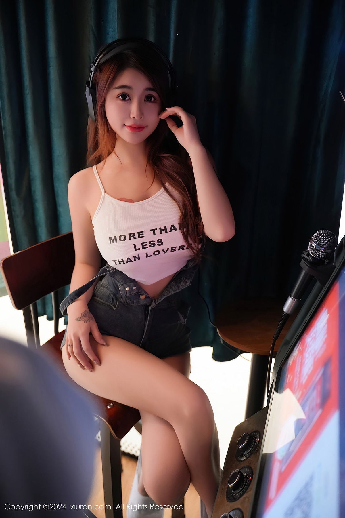 XiuRen秀人网 No.8506 美七Mia