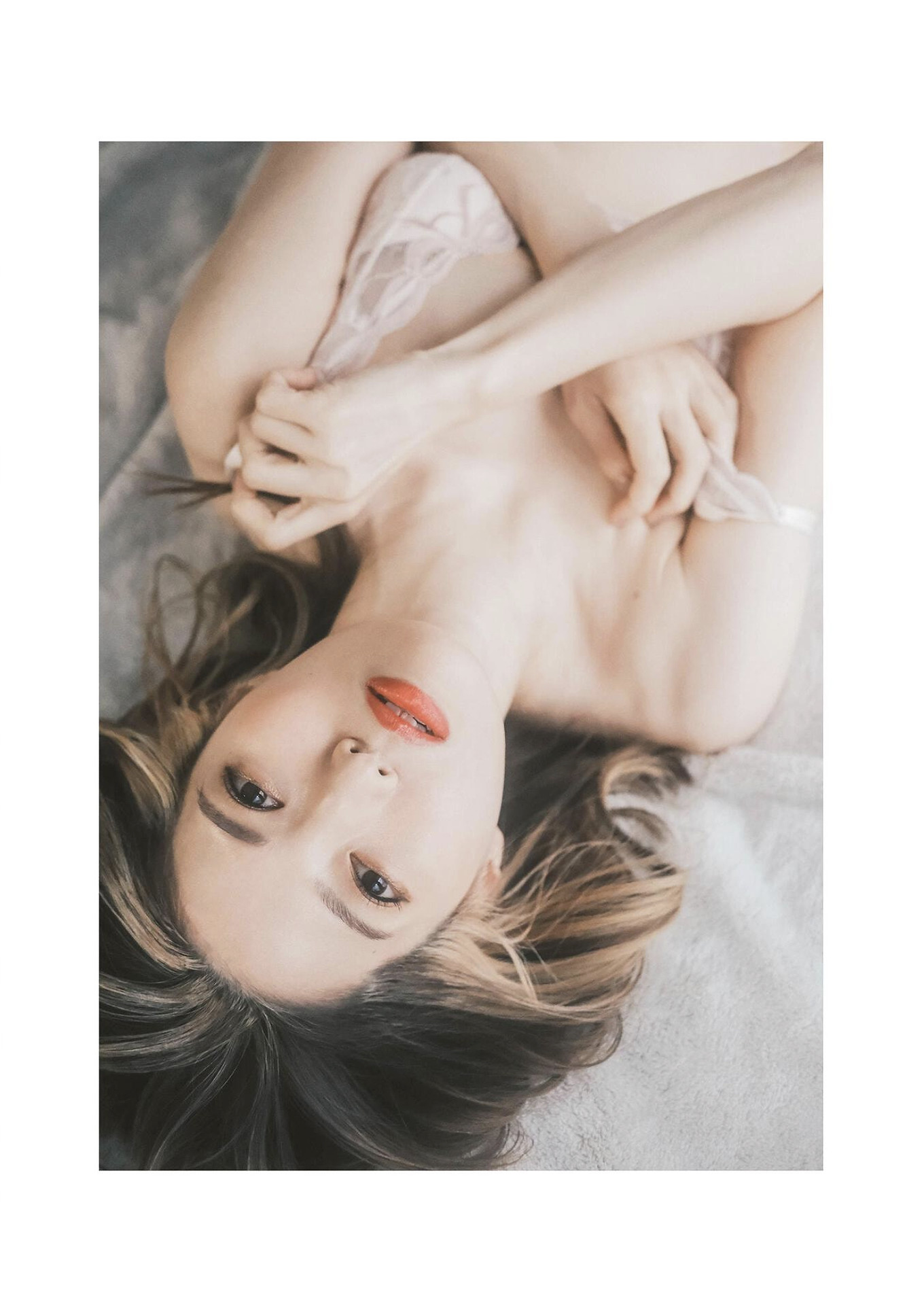 Misa Honma 本間ミサ, 写真集 「ニューヒロイン」 Set.01