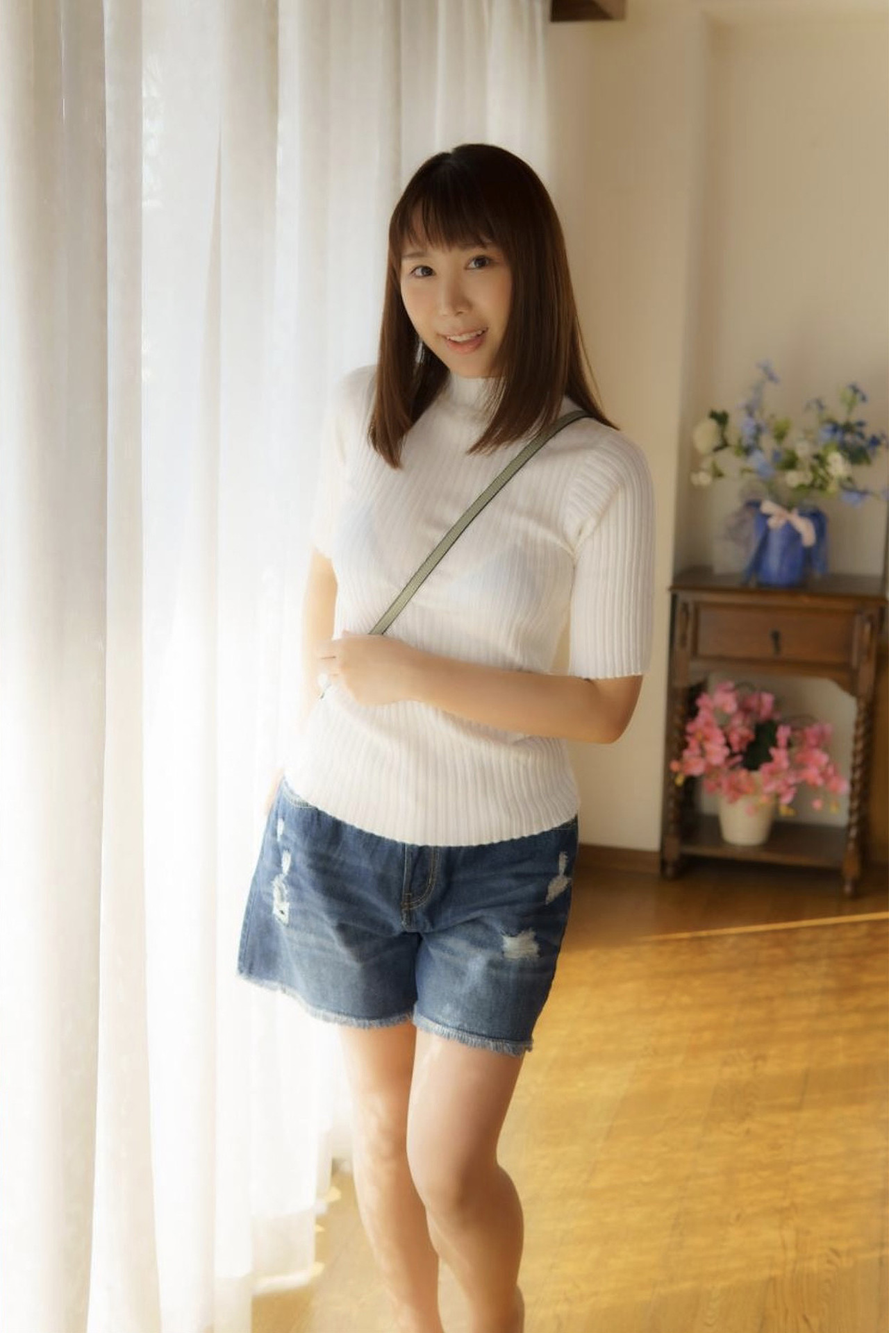 Aoi Hinata 日向葵衣, フェティッシュ写真集 「パイスラ女神」 Set.01