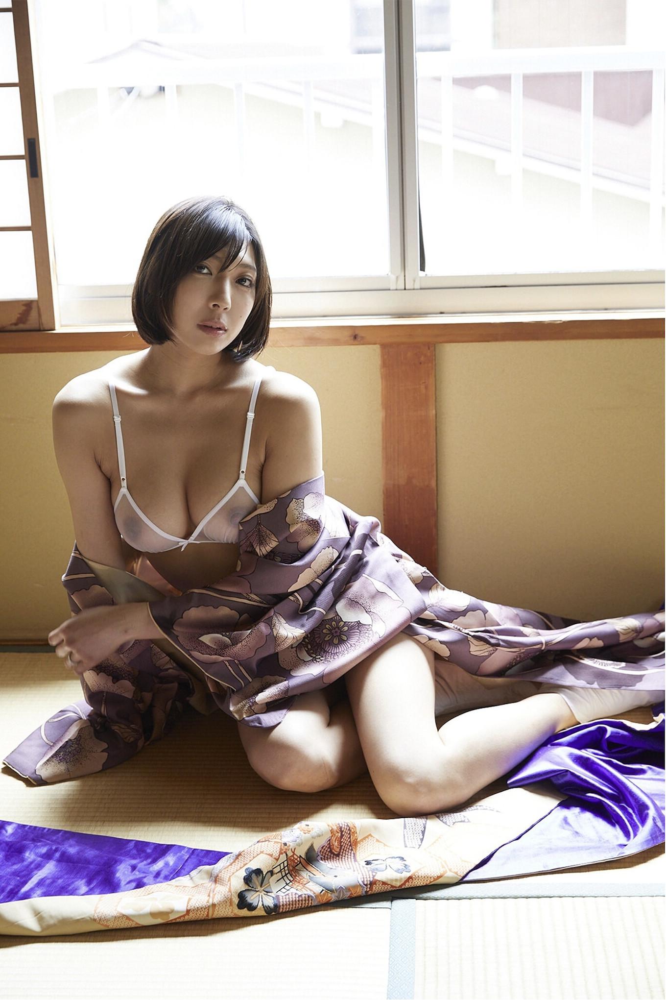 Marina Asakura 麻倉まりな, 写真集 「愛のマリーナ」 Set.01