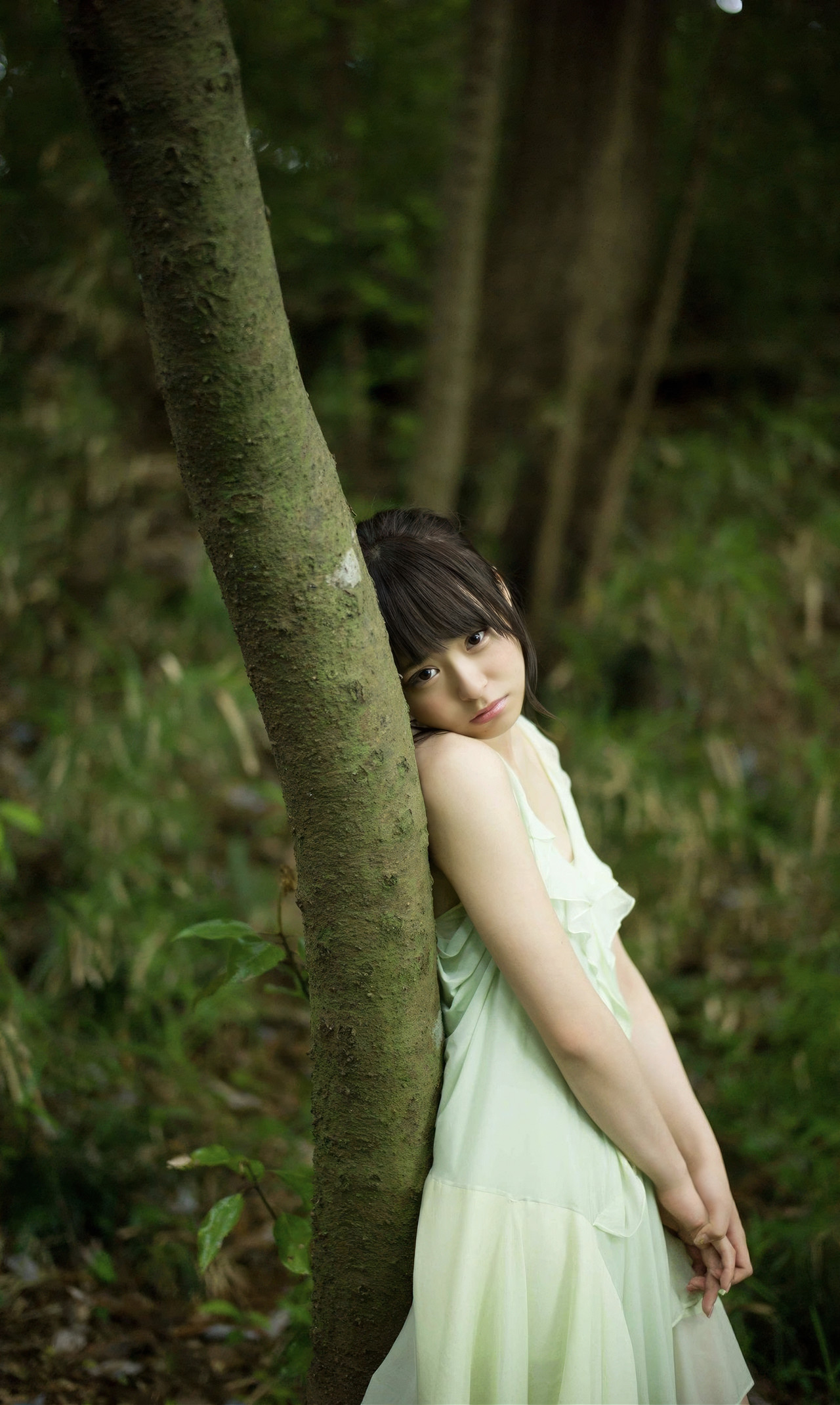 Rena Sato 佐藤麗奈, 週プレ Photo Book 「不思議の国のさとれな」 Set.04