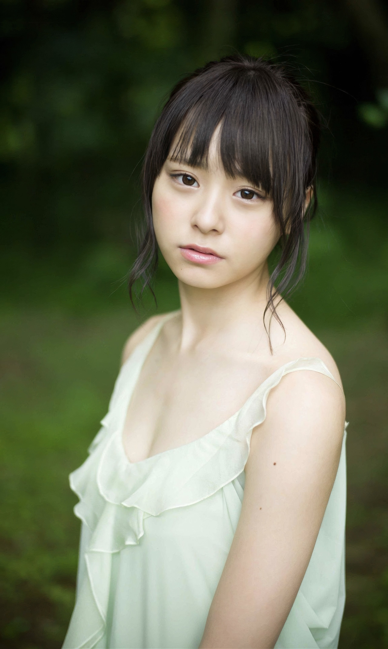 Rena Sato 佐藤麗奈, 週プレ Photo Book 「不思議の国のさとれな」 Set.04