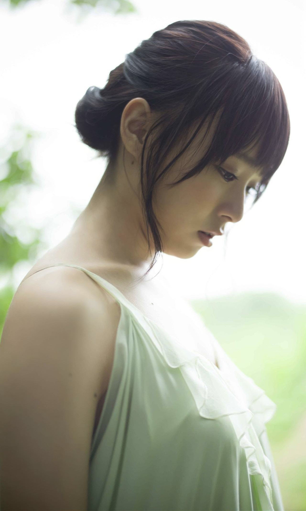Rena Sato 佐藤麗奈, 週プレ Photo Book 「不思議の国のさとれな」 Set.04