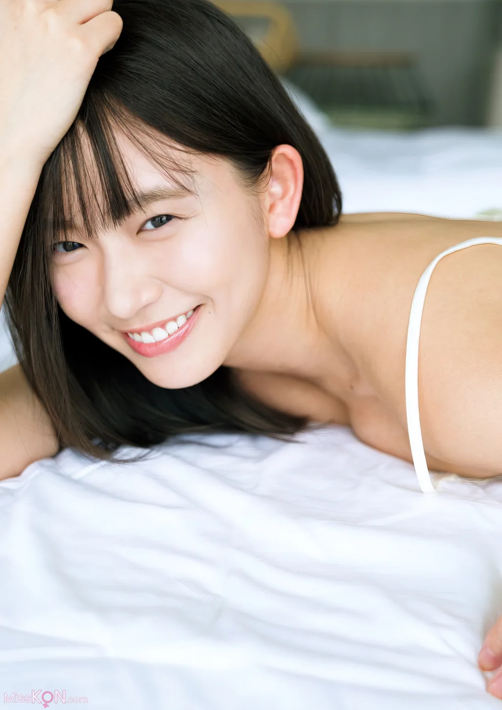 Shida Nene (志田音々)_ 【電子版だけの特典カットつき】ファースト写真集『ｎｅｎｅ－まるっとぜんぶ－』