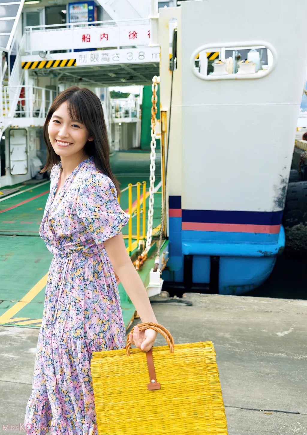Shida Nene (志田音々)_ 【電子版だけの特典カットつき】ファースト写真集『ｎｅｎｅ－まるっとぜんぶ－』