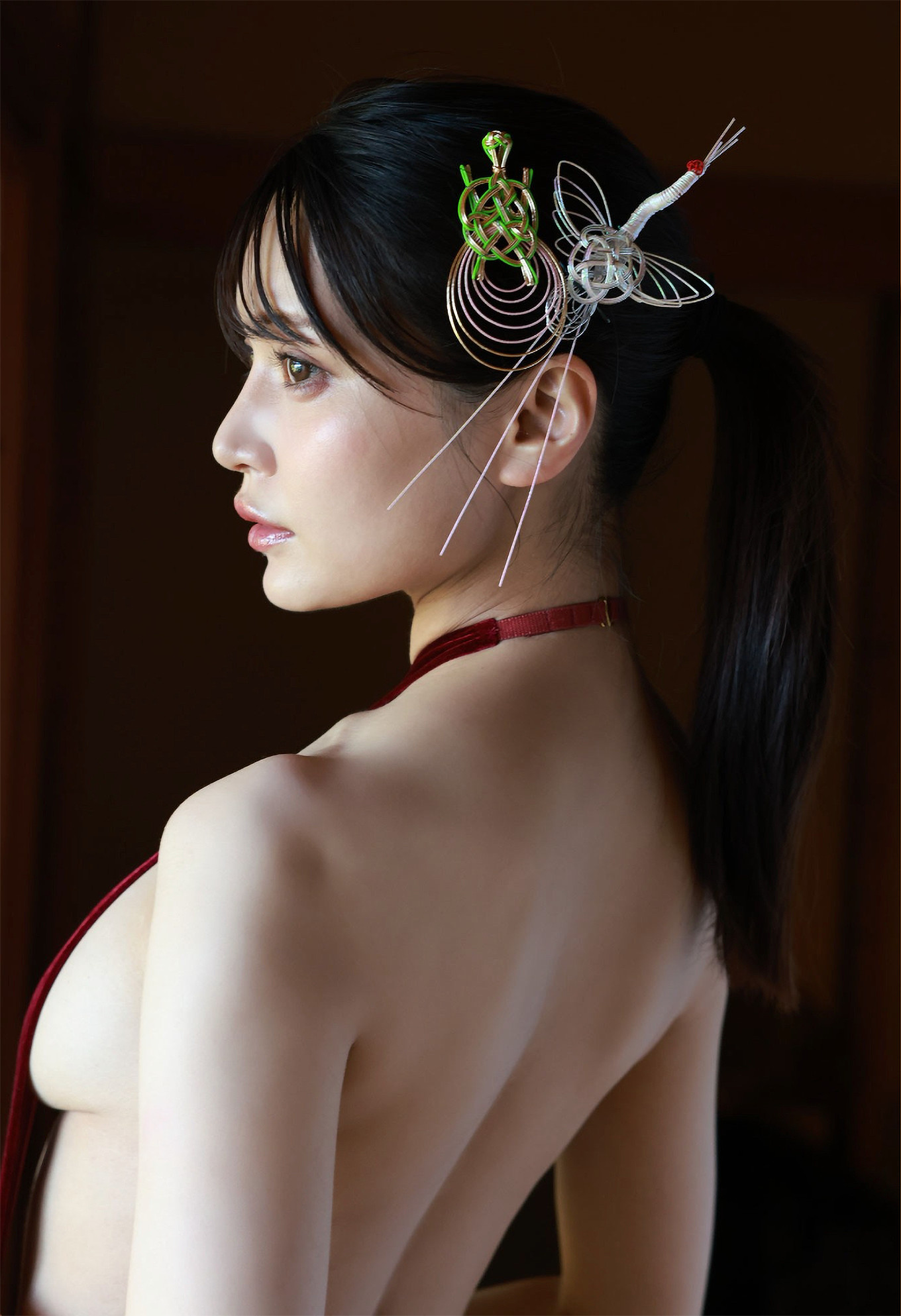 Sayaka Nitori 似鳥沙也加, 写真集 旬撮ガール Vol.2 早くも限界突破な美バスト
