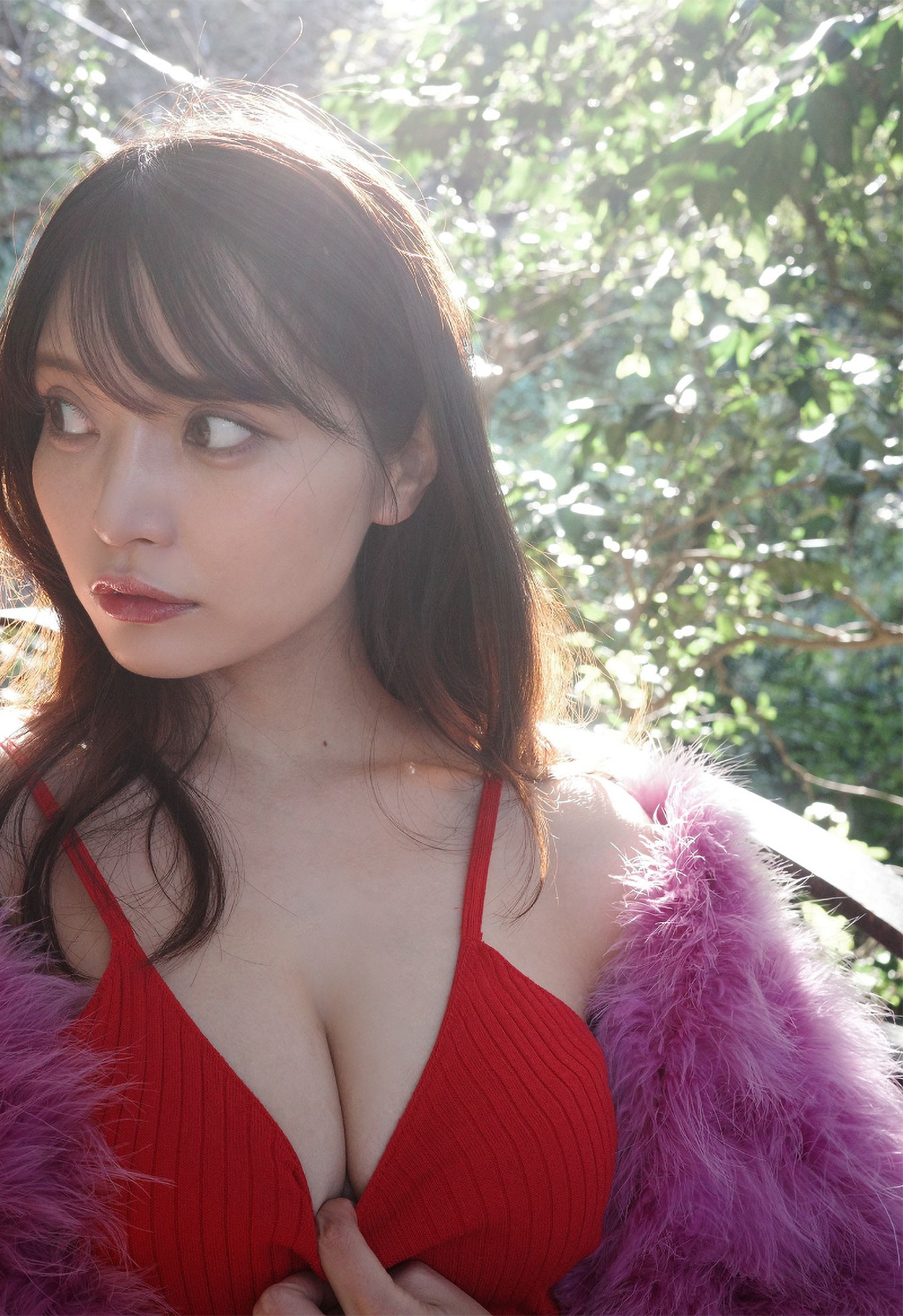 Sayaka Nitori 似鳥沙也加, 写真集 旬撮ガール Vol.2 早くも限界突破な美バスト